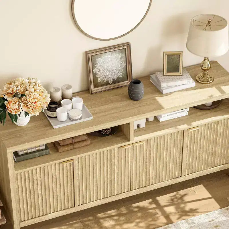 Credenza vintage a canne in noce, 4 ante, 167 cm