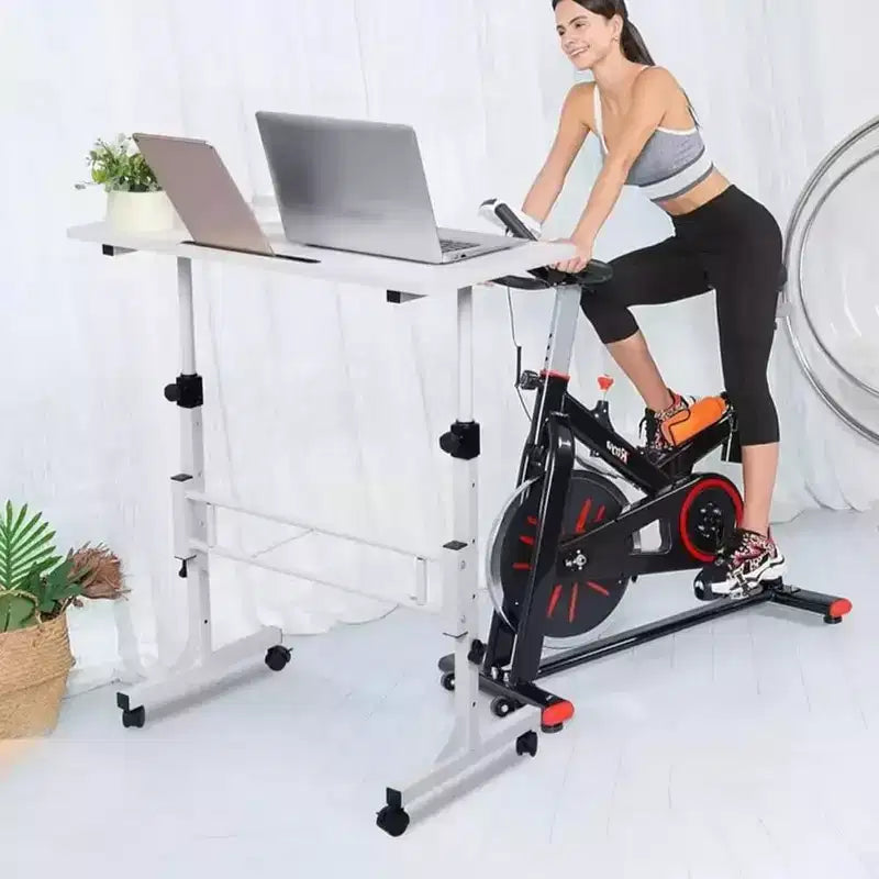 Scrivania regolabile in altezza con ruote, struttura bianca/piano nero, 79-109 cm, per 1 persona