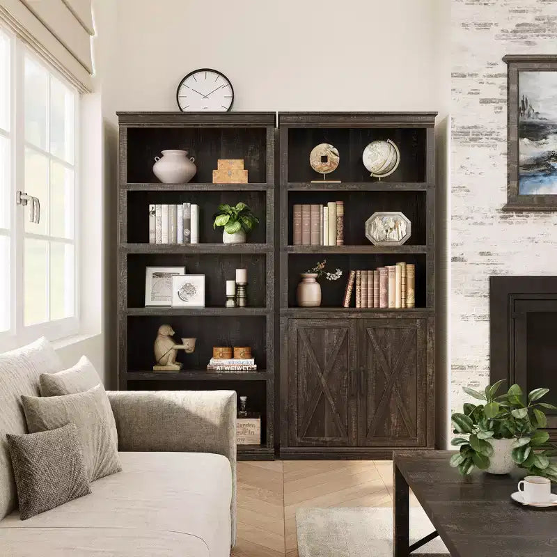 Libreria a 5 Ripiani con Ante, Bianco Antico / Nero / Rovere Scuro / Grigio – Stile Rustico