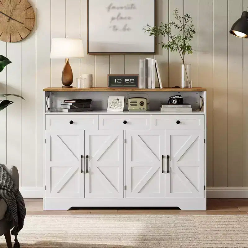 Mobile Credenza da Cucina, Nero/Bianco, 3 Cassetti e 4 Ante Scorrevoli Stile Fienile, 130 cm, con Stazione di Ricarica